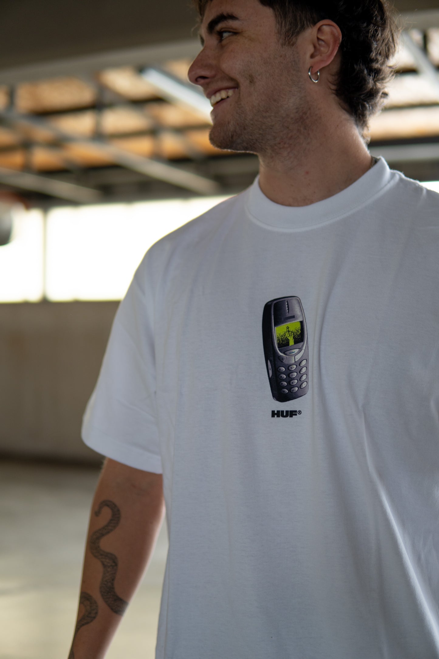 POLERA HUF MISSED CALL BLANCA